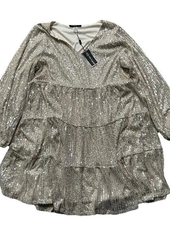 Cable & Gauge Dresses & Skirts - NWT Women’s Cable & Gauge Champagne Sequin Long Sleeve Dress Large New Years Eve
